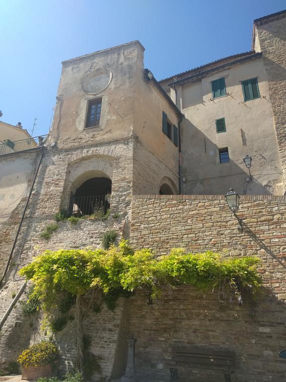 Апартаменты Casa Ghibellina Castelbellino Экстерьер фото
